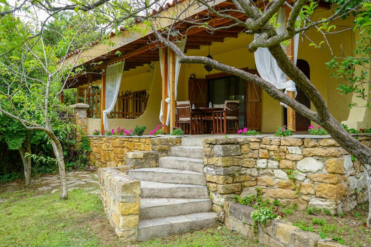 Villa Umami Makri Exterior photo